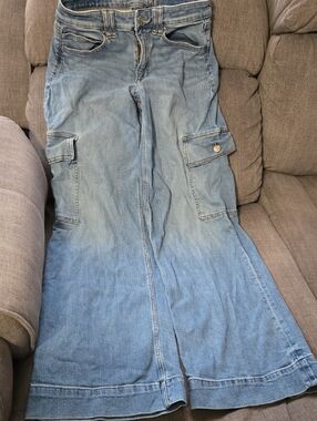 American Eagle Outfitters Light Blue Denim Jeans